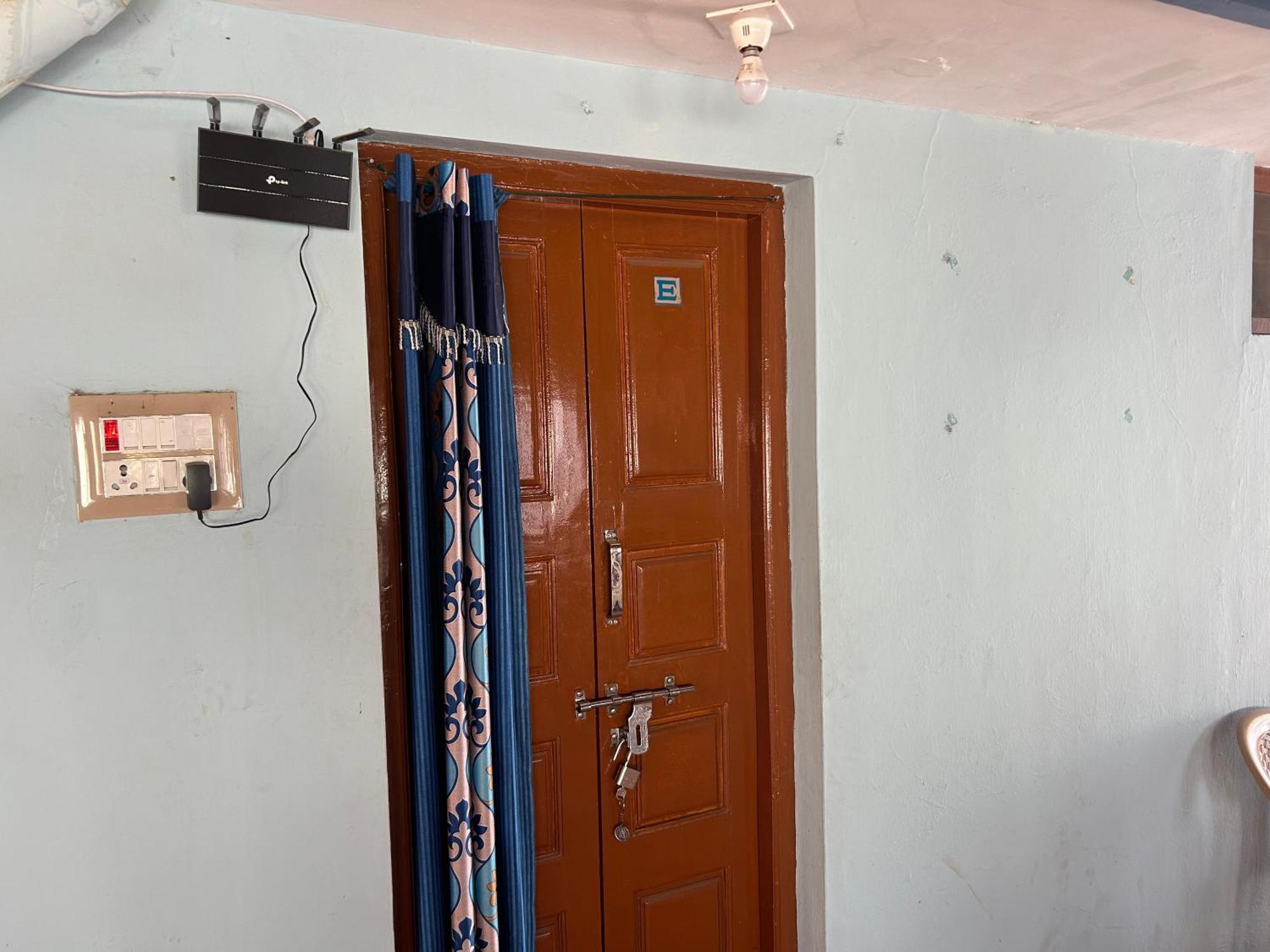 Anbu Ramana Guest House Tiruvannamalai Bagian luar foto