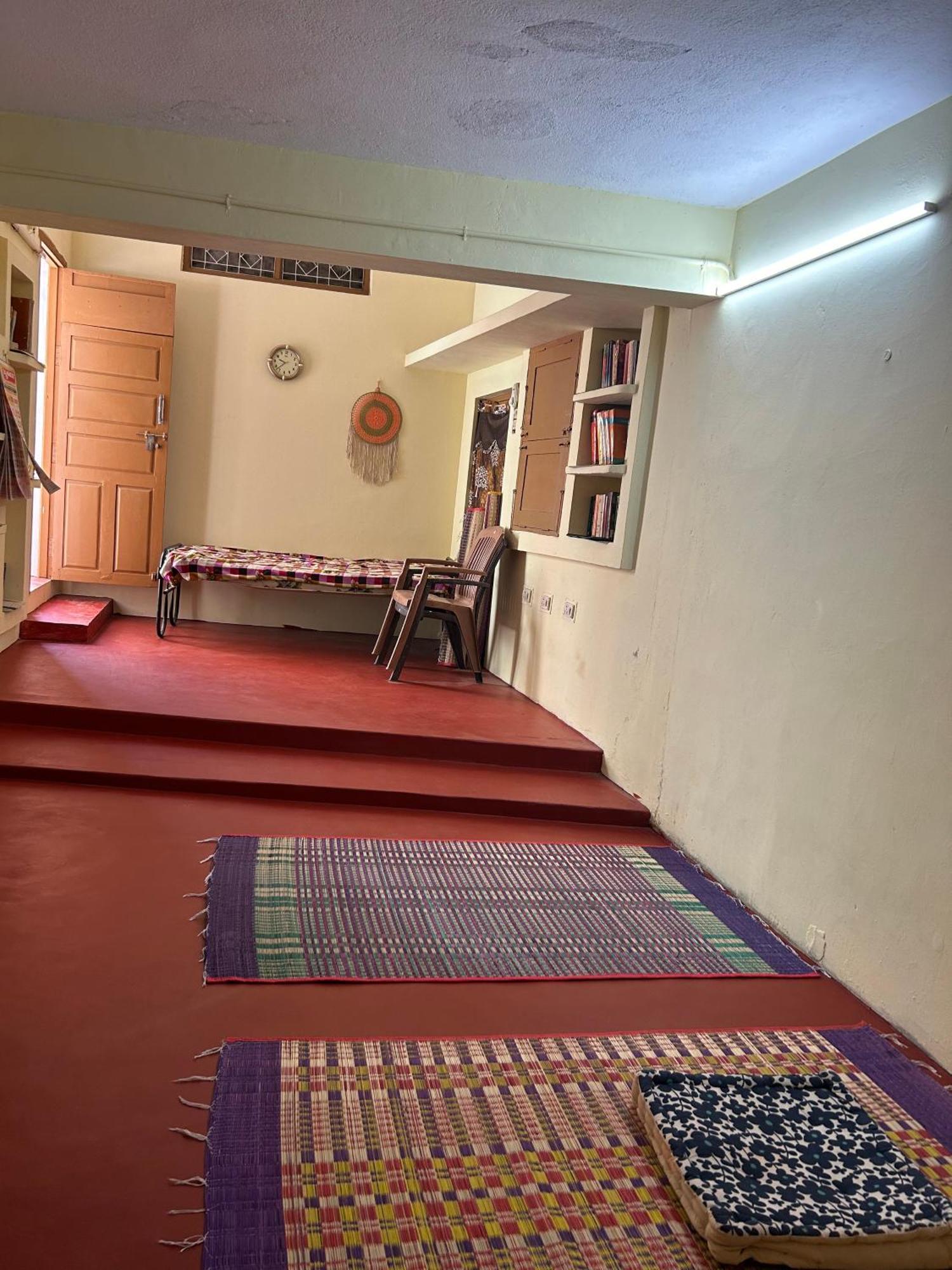 Anbu Ramana Guest House Tiruvannamalai Bagian luar foto