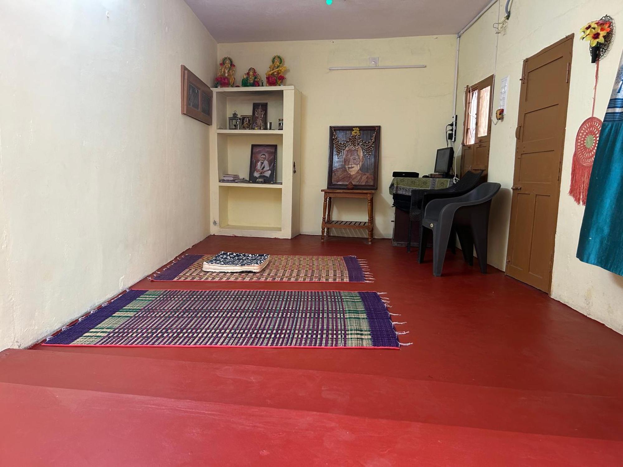 Anbu Ramana Guest House Tiruvannamalai Bagian luar foto