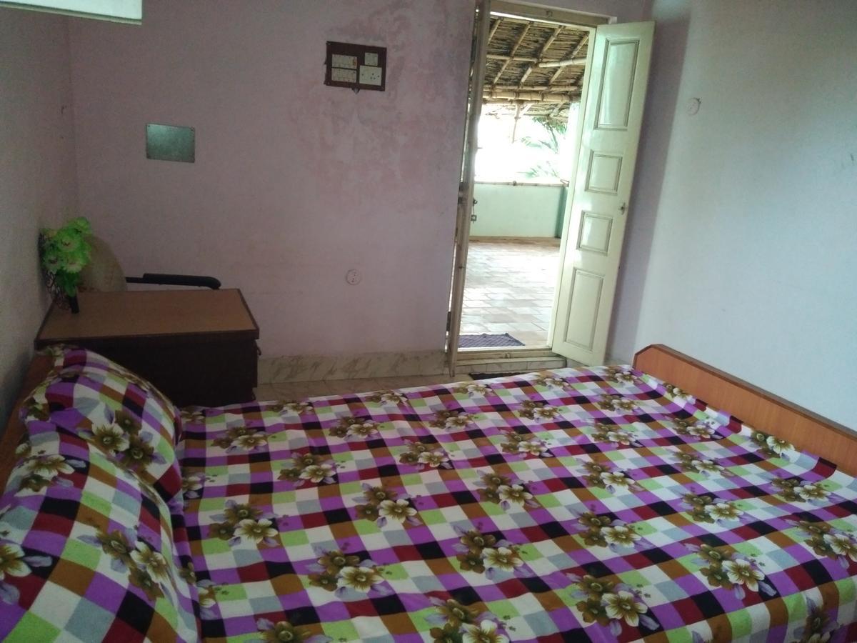 Anbu Ramana Guest House Tiruvannamalai Bagian luar foto