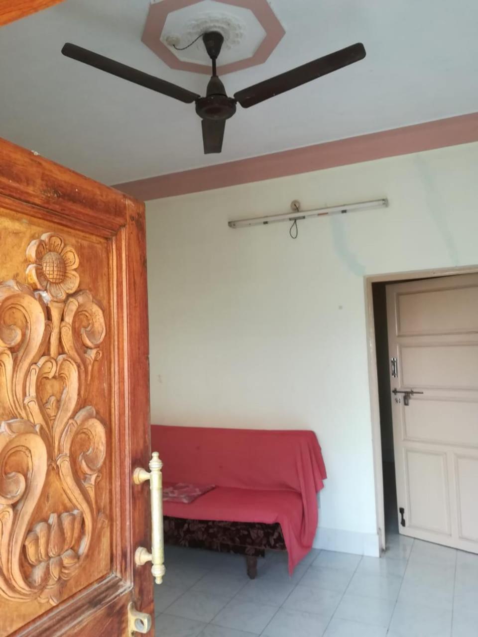 Anbu Ramana Guest House Tiruvannamalai Bagian luar foto