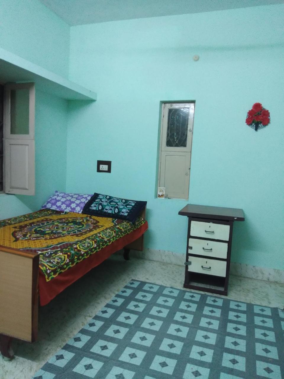 Anbu Ramana Guest House Tiruvannamalai Bagian luar foto