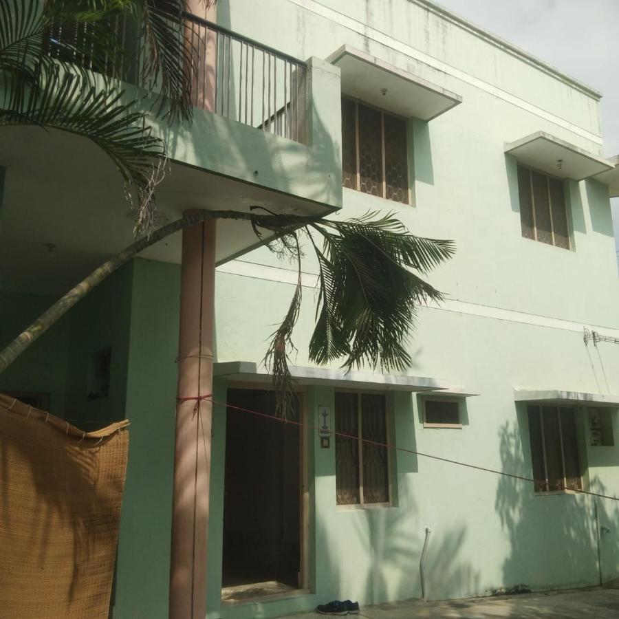 Anbu Ramana Guest House Tiruvannamalai Bagian luar foto